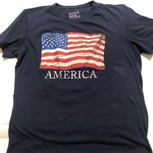Navy blue T-shirt with American flag, size L